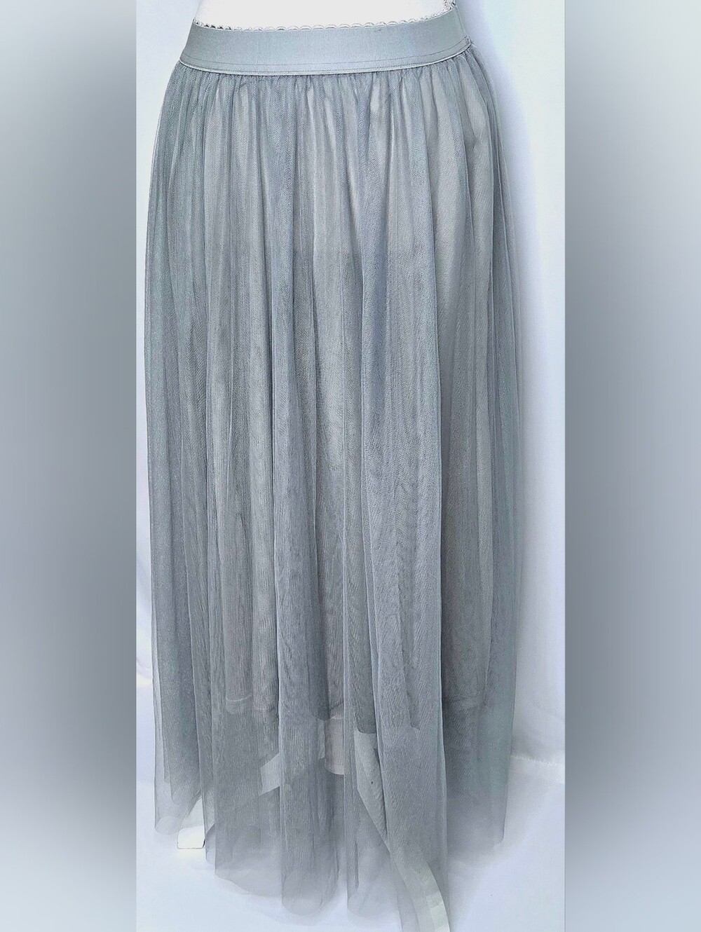 SHEIN Anthropologie Inspired Gray/Silver Layered Tulle Maxi Skirt NWOT Size L